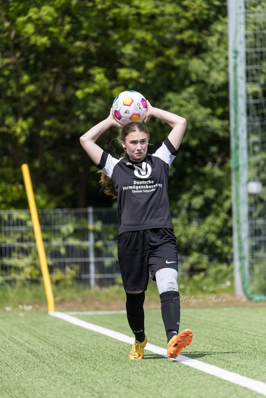 Bild 364 - wBJ SH-Pokalfinale  Holstein-Kiel - SV Viktoria : Ergebnis: 1:0